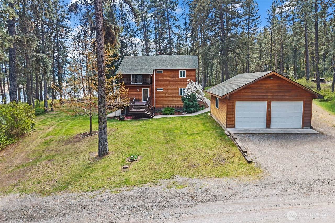 61 Columbia Drive - Photo 1