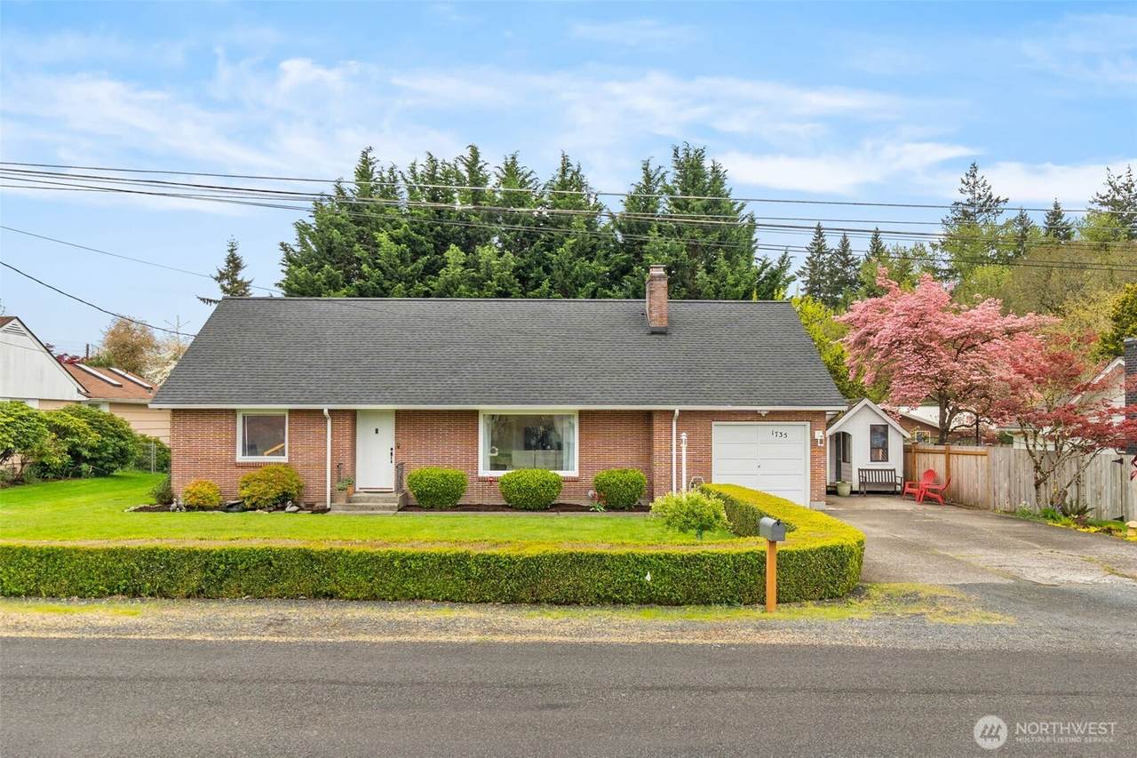 1735 Gails Avenue - Photo 1