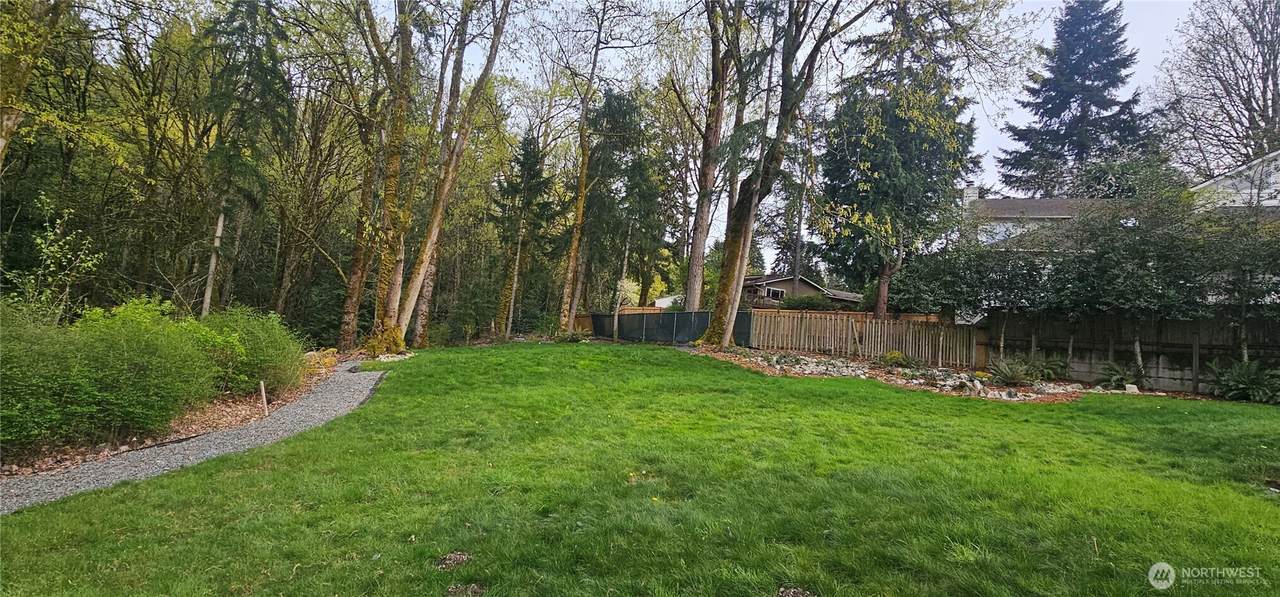 4572 151 Avenue - Photo 1