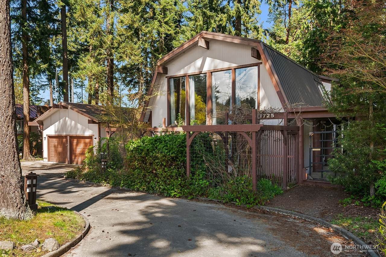 1725 13th Street - Photo 1