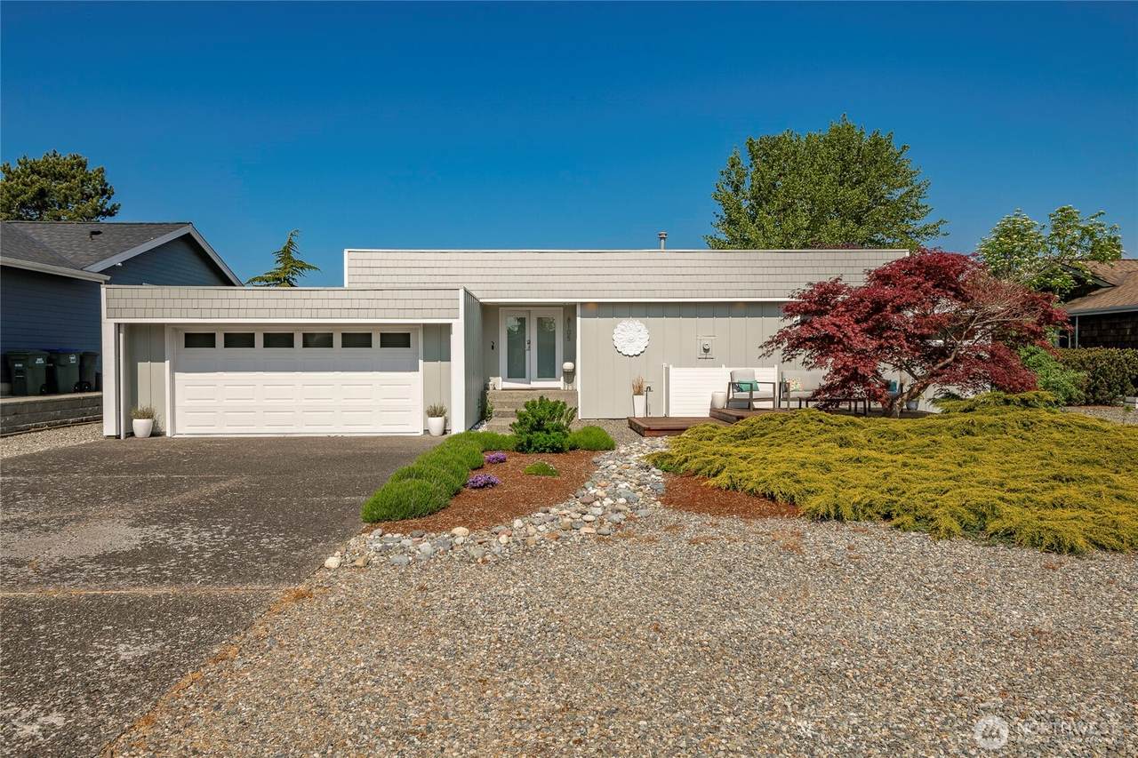 8105 Cowichan Road - Photo 1