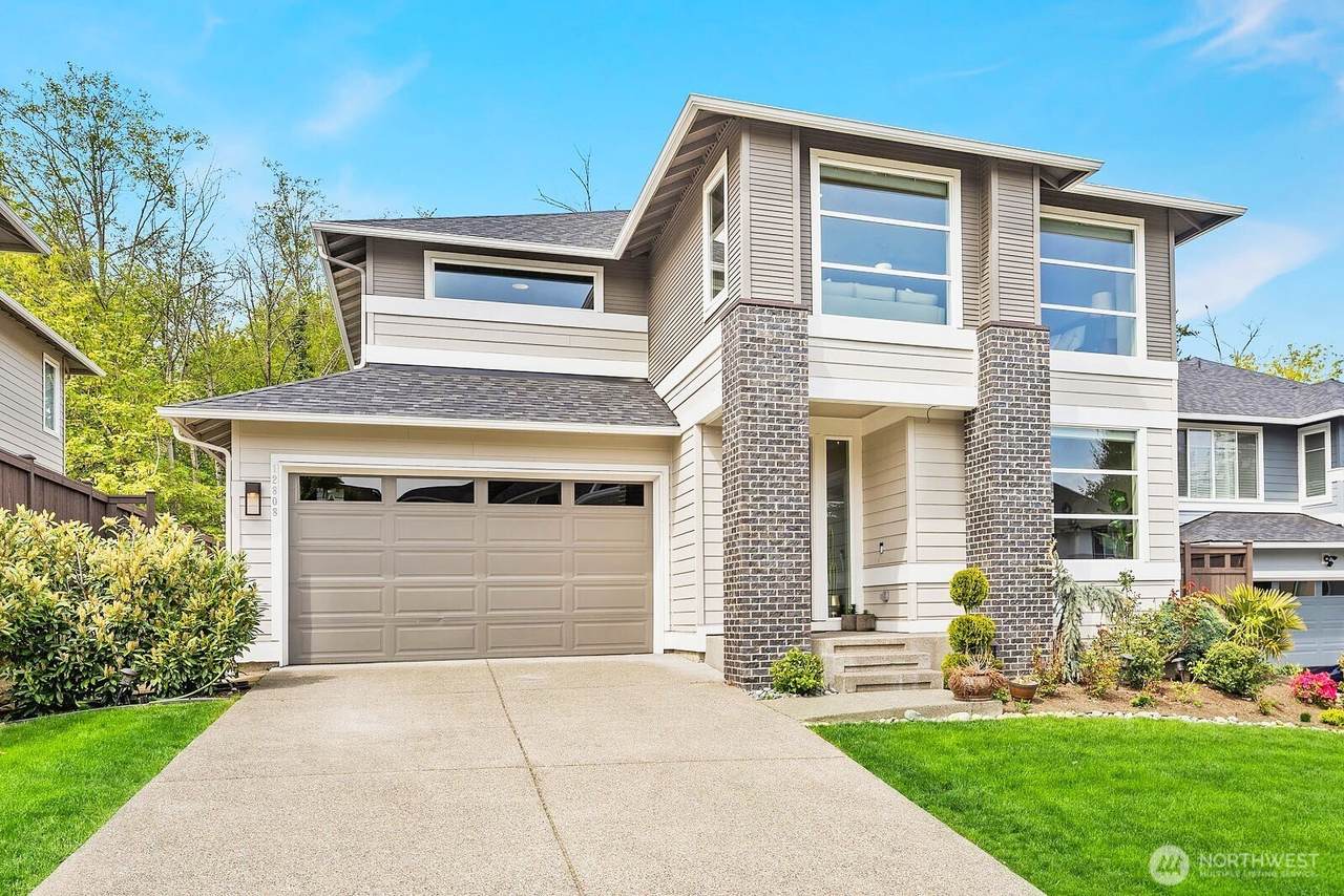 12808 213th Street - Photo 1