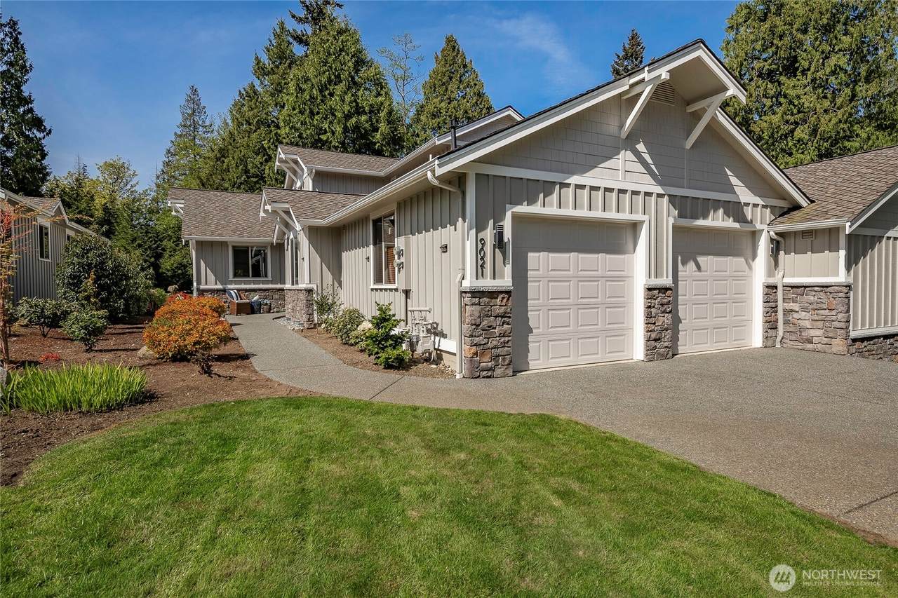 9021 Gleneagle Drive - Photo 1
