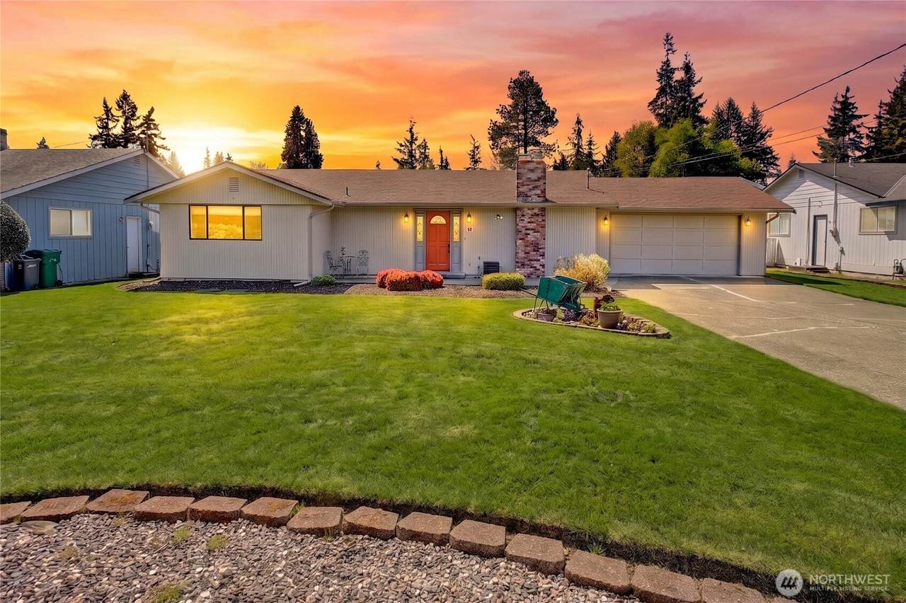 310 Prestwick Drive - Photo 1
