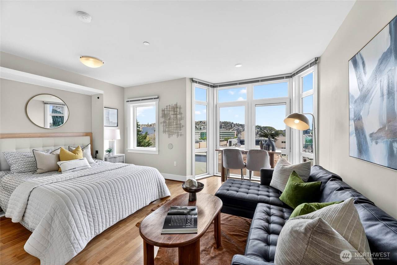 699 John Street - Photo 1