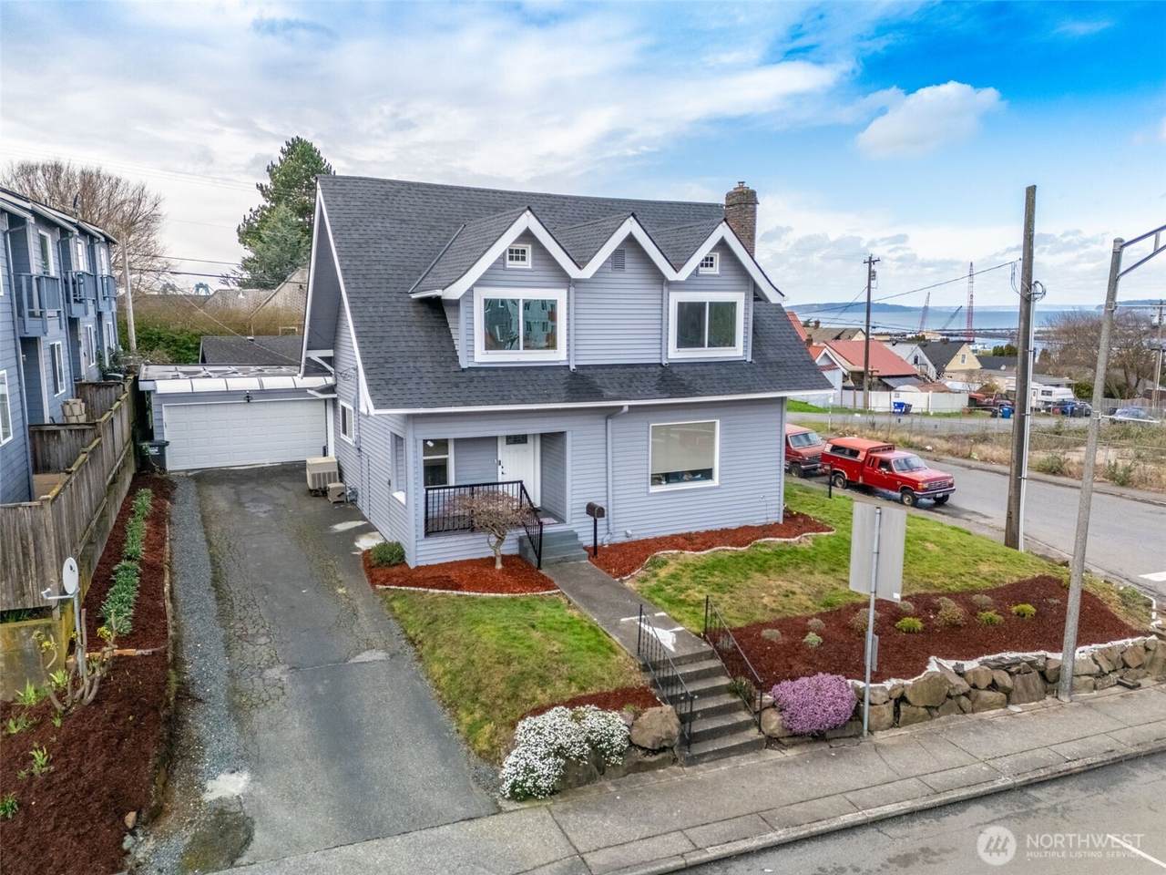 3004 Marine View Drive - Photo 1