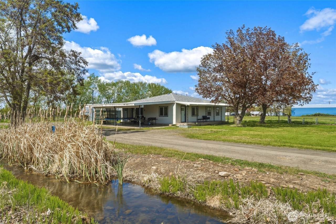 84240 Weis Road - Photo 1