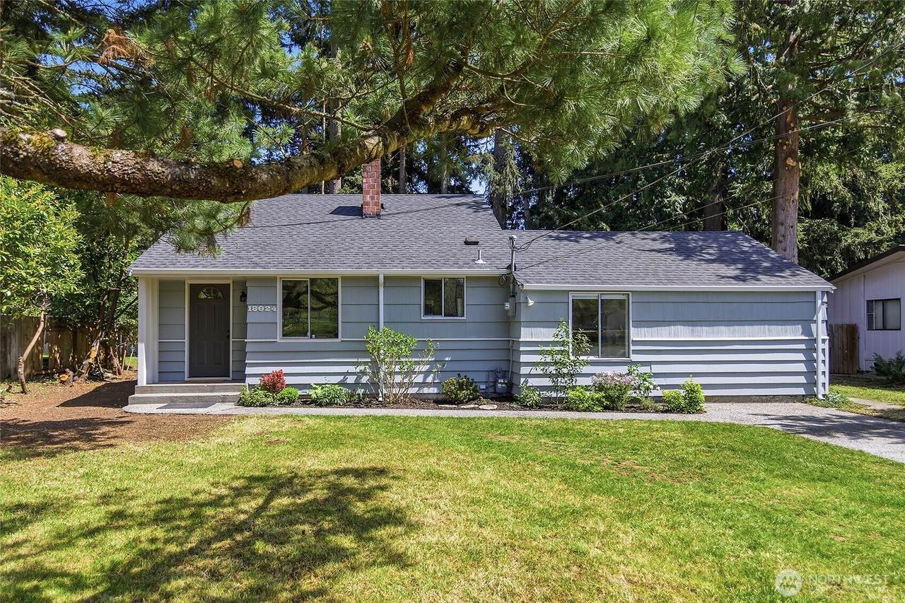 18024 Corliss Avenue - Photo 1