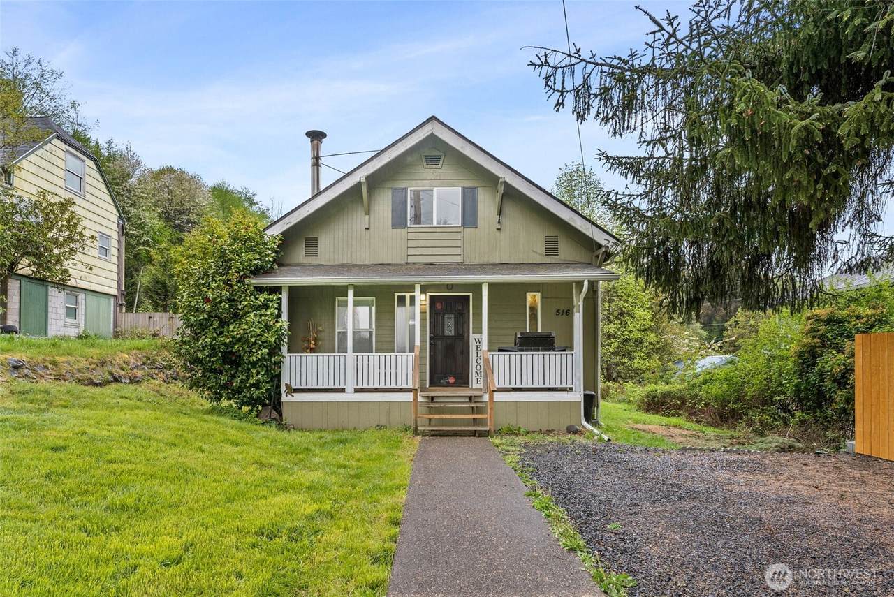516 Ballentine Street - Photo 1