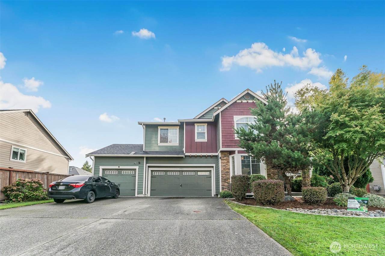17401 140th Ave East - Photo 1