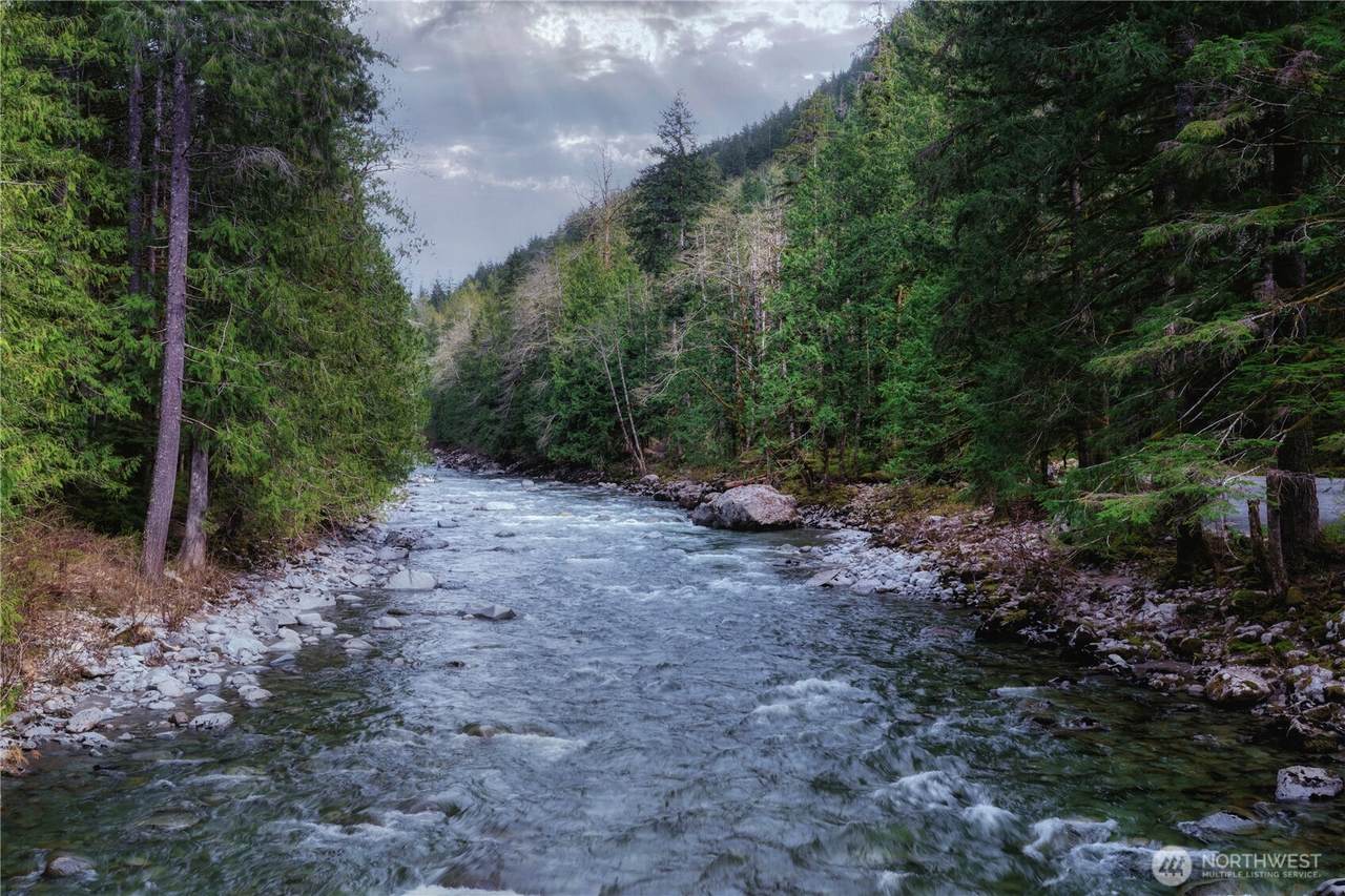 https://bt-photos.global.ssl.fastly.net/nwmls/1280_boomver_1_2511461-1.jpg