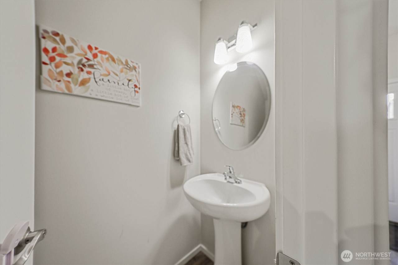 https://bt-photos.global.ssl.fastly.net/nwmls/1280_boomver_1_2511532-1.jpg
