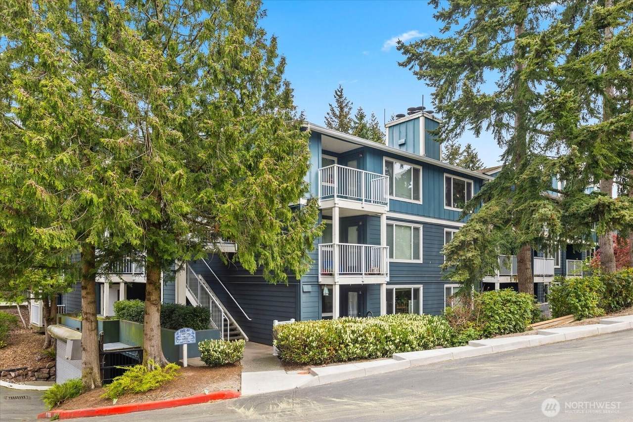 300 130th Street - Photo 1