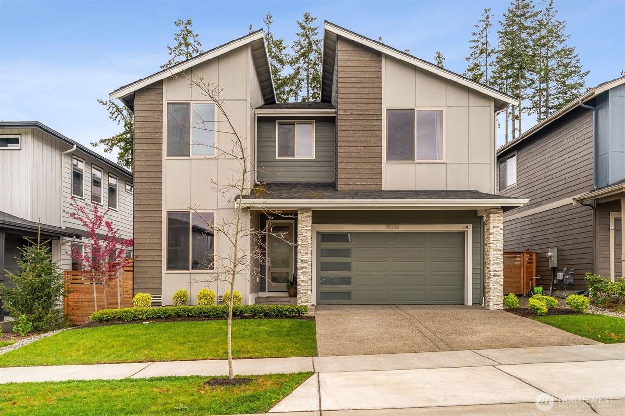 19038 130th Street - Photo 1