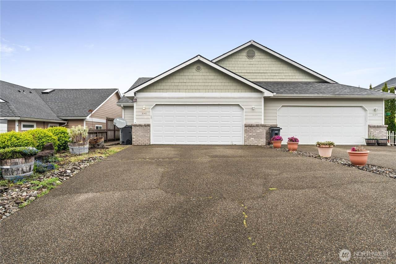 3141 Sanderling Drive - Photo 1