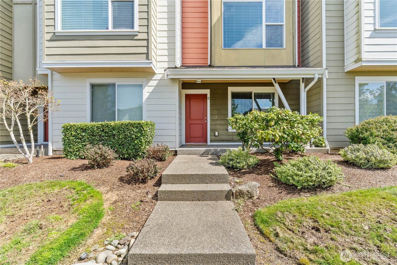 17410 118th Avenue Ct - Photo 1