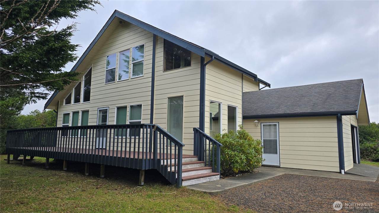 532 Decatur Street - Photo 1