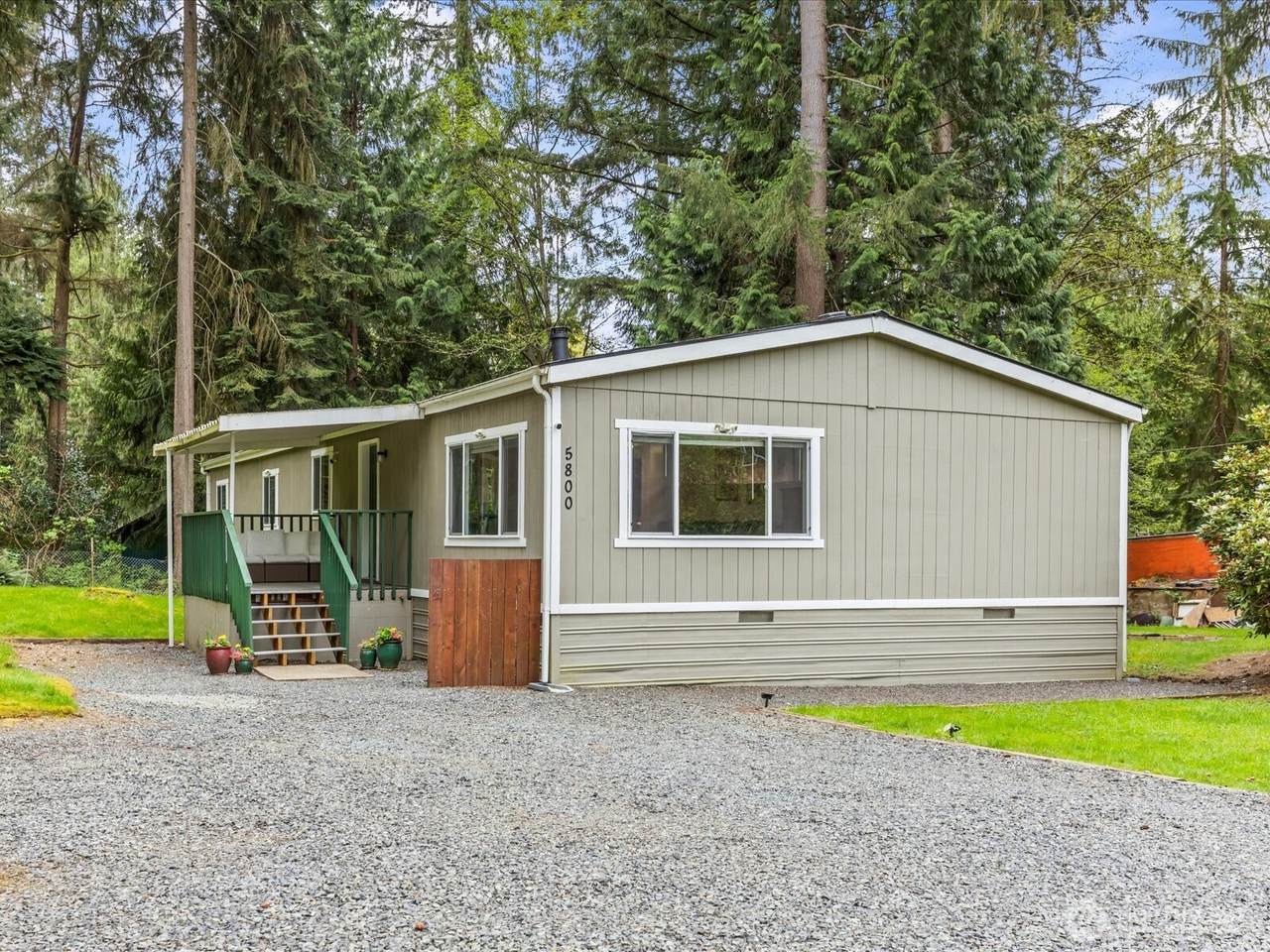5800 164th Street - Photo 1