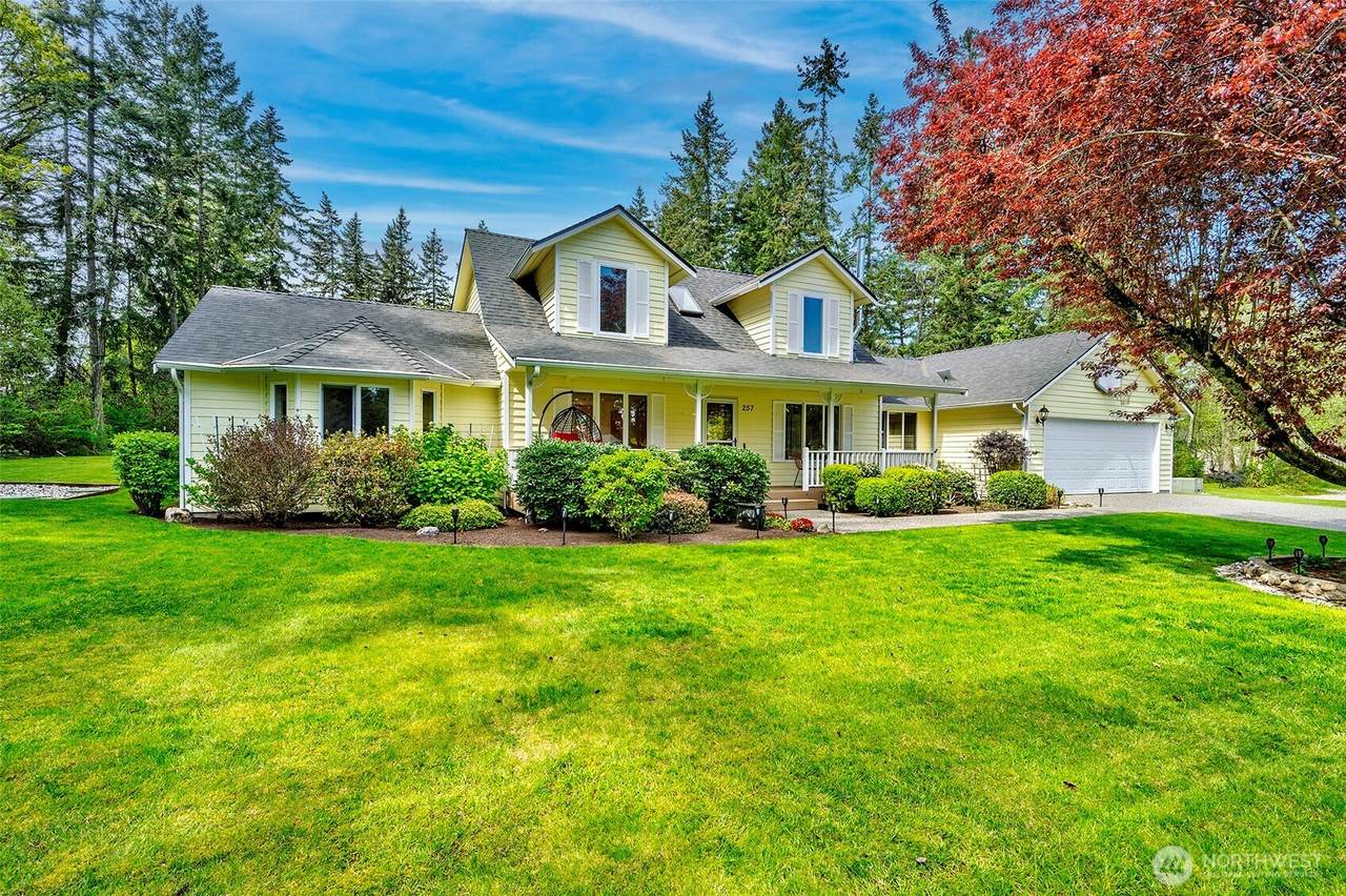 257 Dawn Crest Place - Photo 1