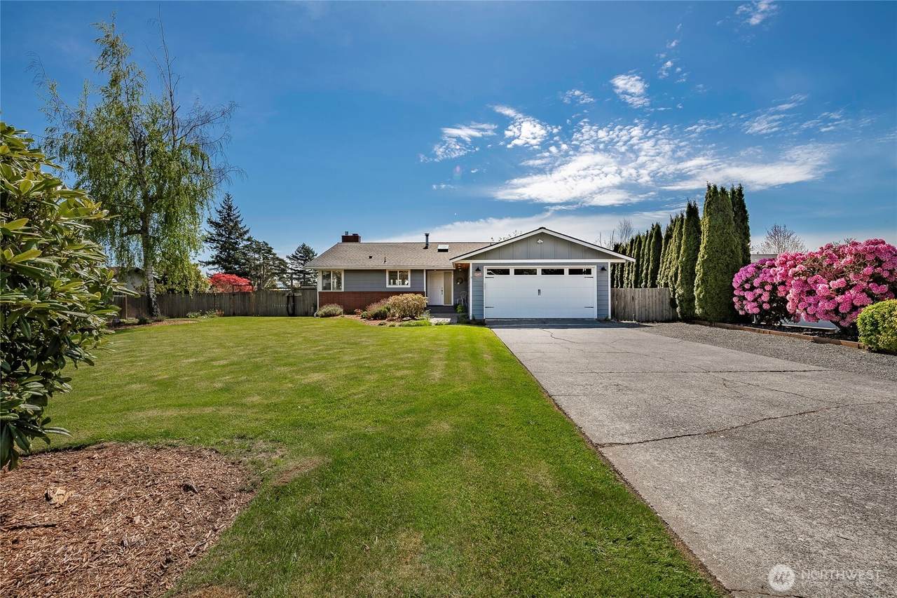 2147 Hillside Place - Photo 1