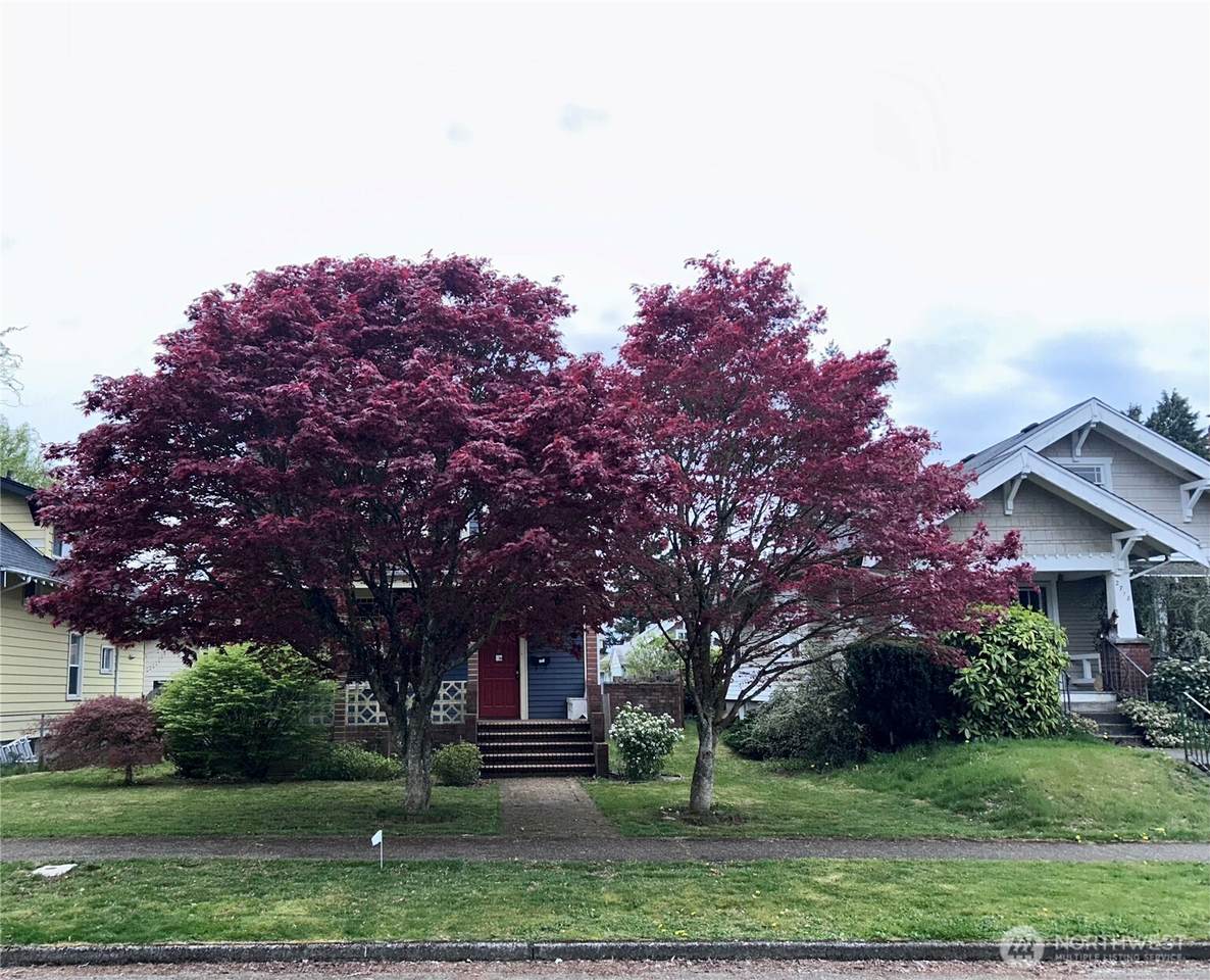 2716 14th Street - Photo 1