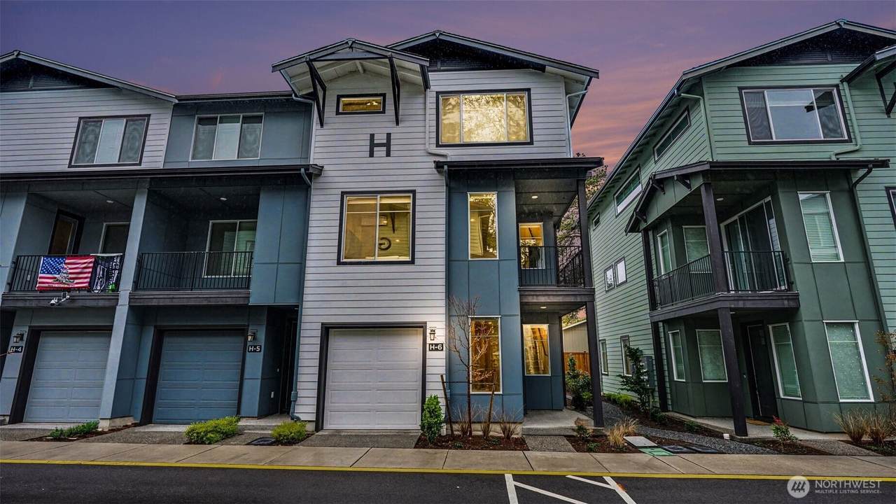 626 164th Street - Photo 1