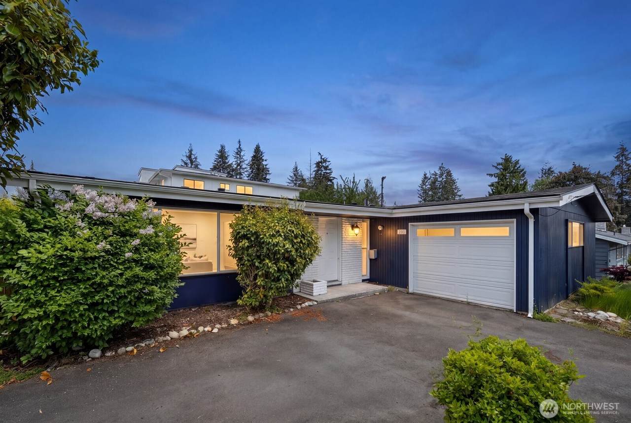 101 161st Street - Photo 1
