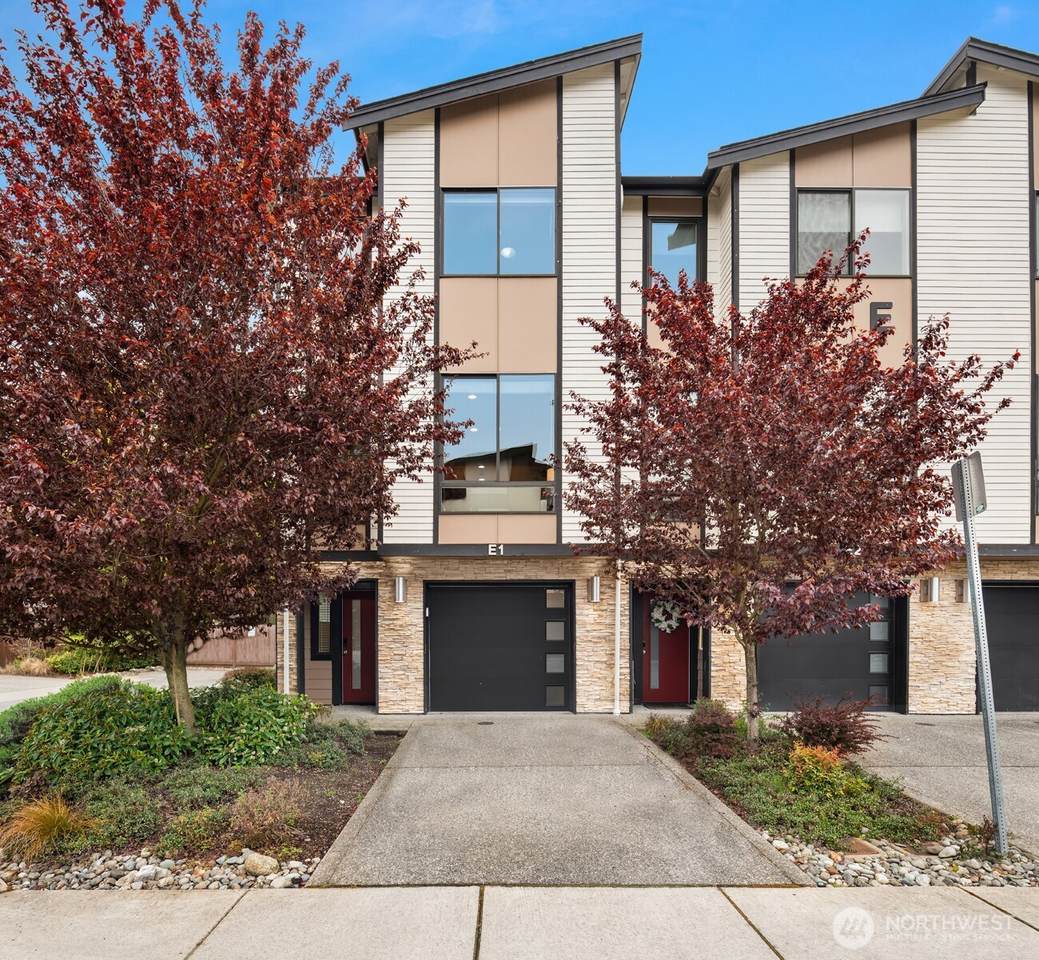 729 112th Street - Photo 1