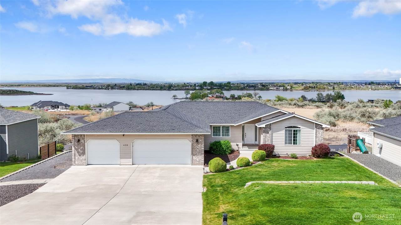 426 Viewmont Drive - Photo 1
