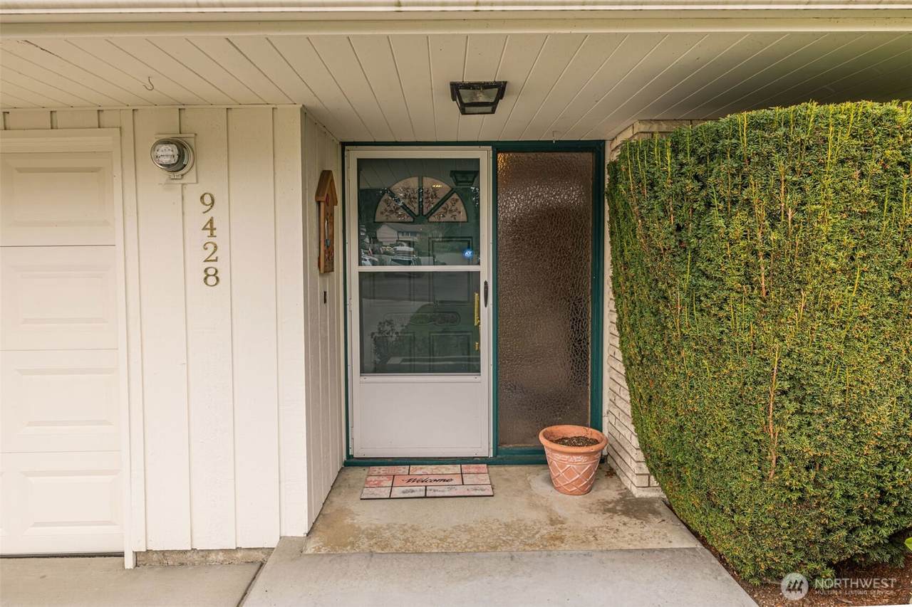 9428 21st Drive - Photo 1