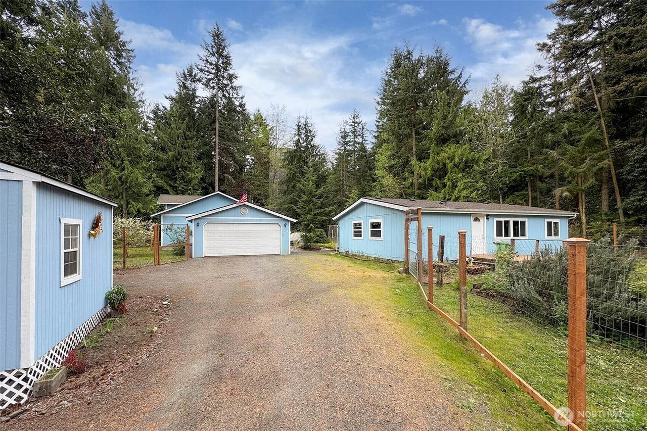 60 Rhododendron Drive - Photo 1