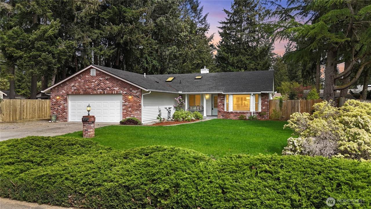 408 Stonewood Drive - Photo 1