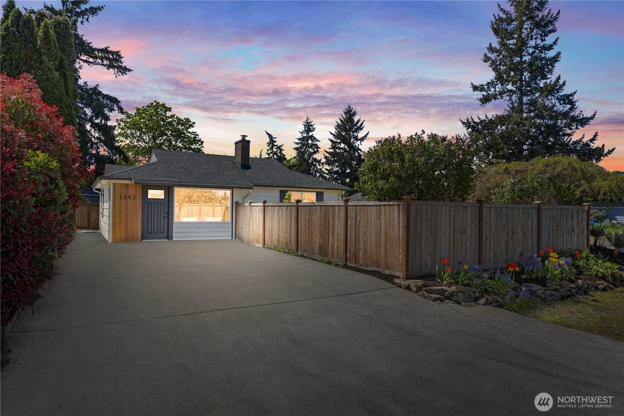 1324 116th Street - Photo 1