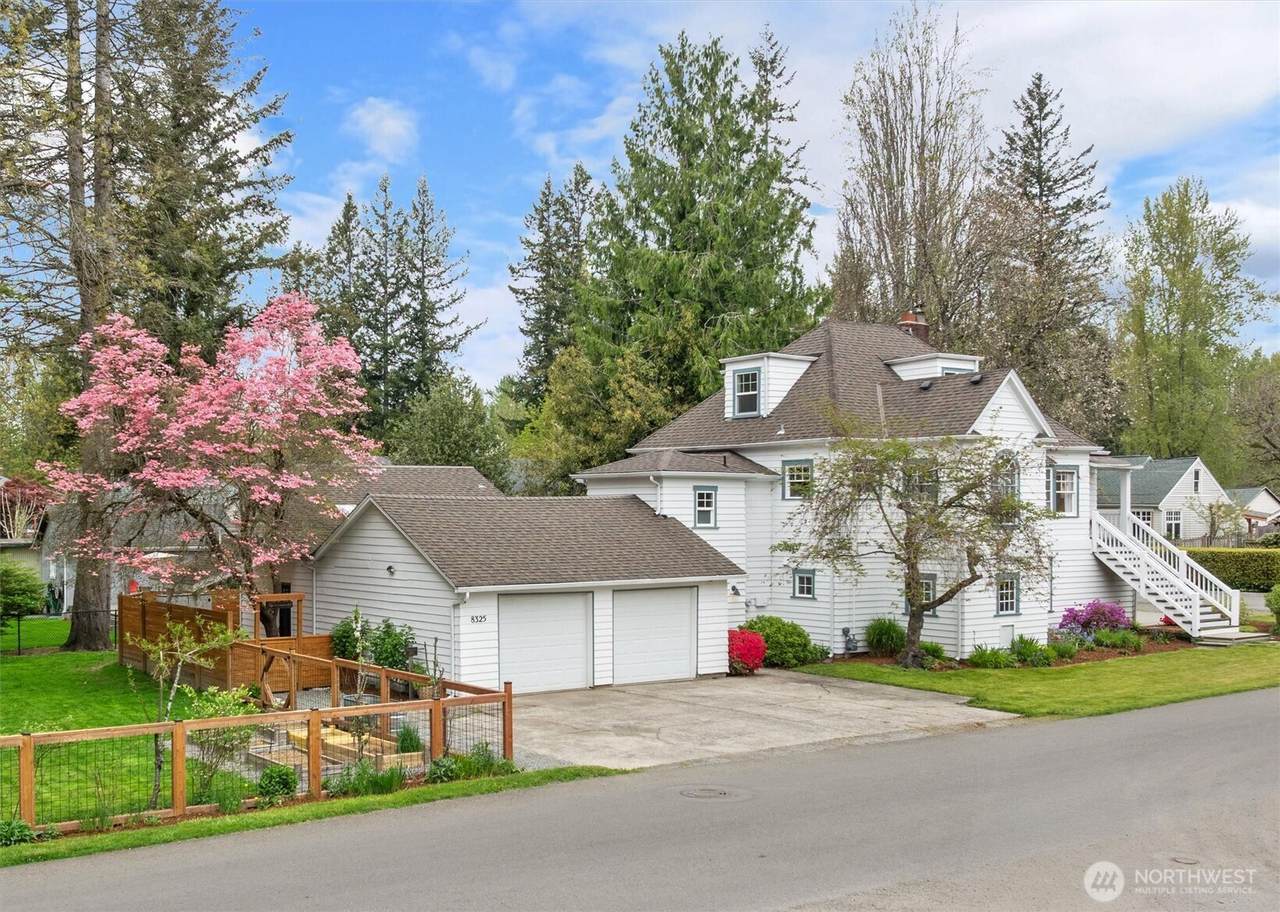 8325 Mountain Avenue - Photo 1