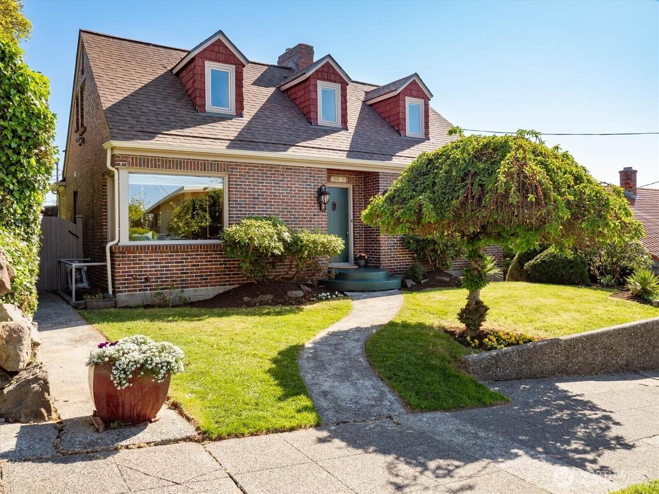 3411 67th Street - Photo 1
