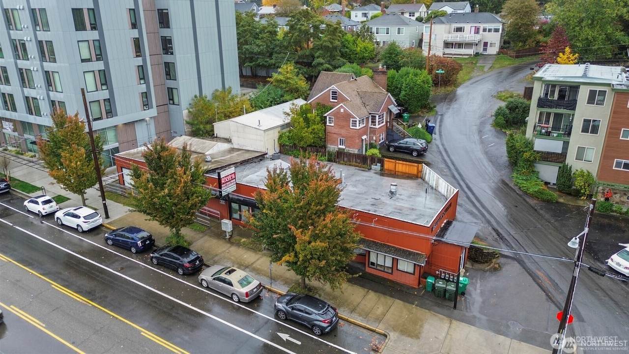 9716 Greenwood Avenue - Photo 1