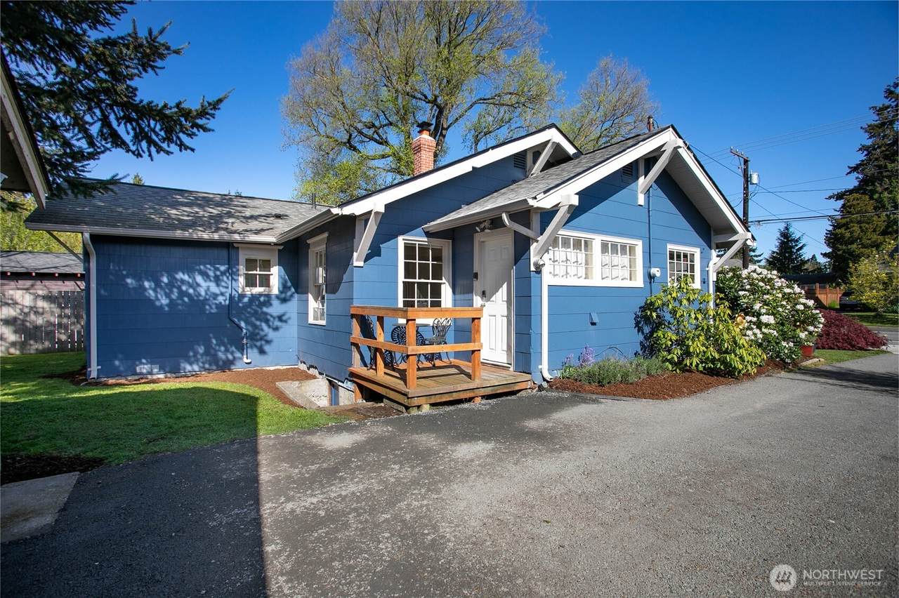 1305 Illinois Street - Photo 1