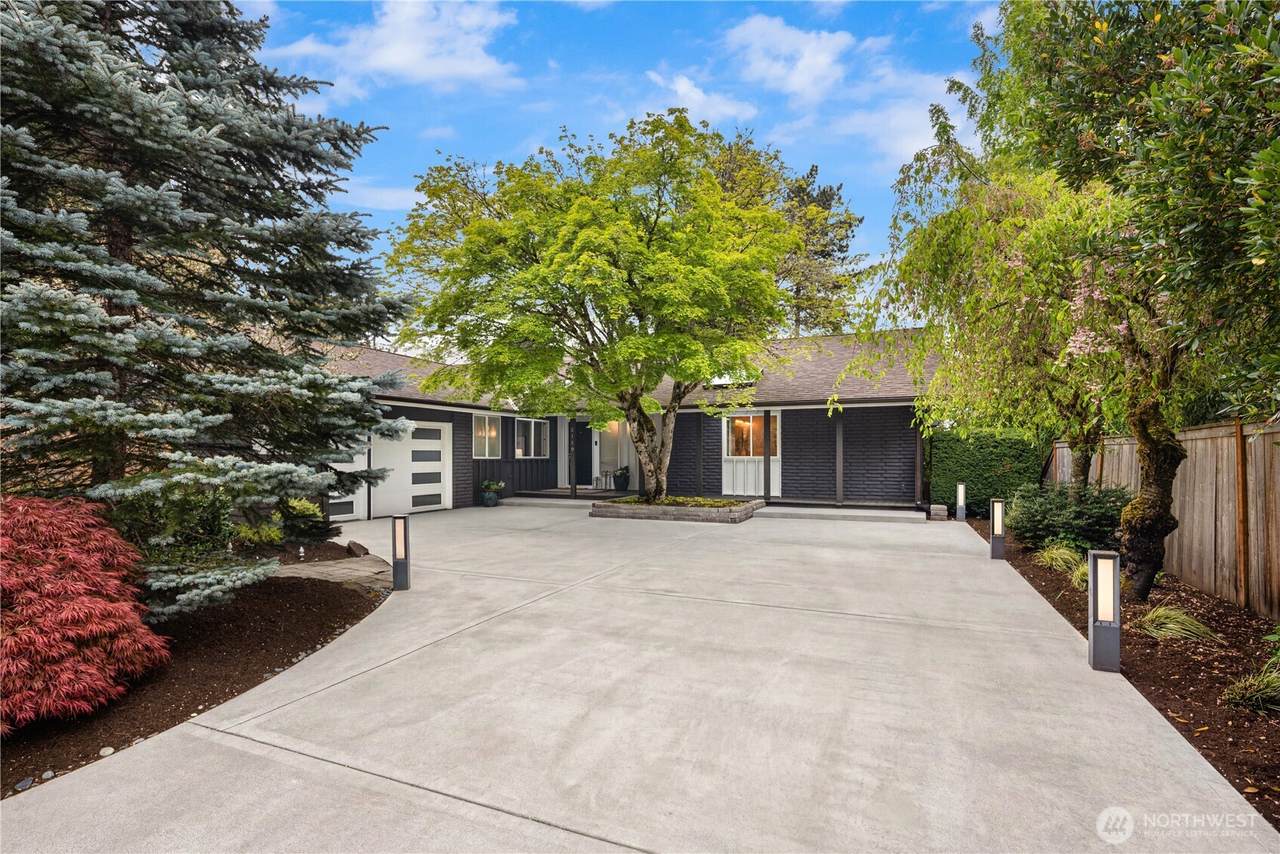 2119 182nd Avenue - Photo 1
