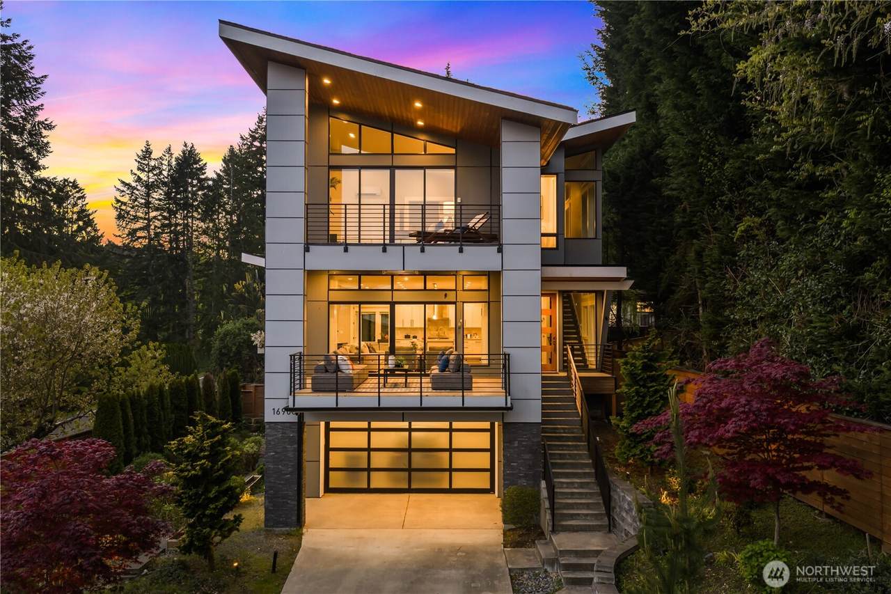 16908 34th Street - Photo 1