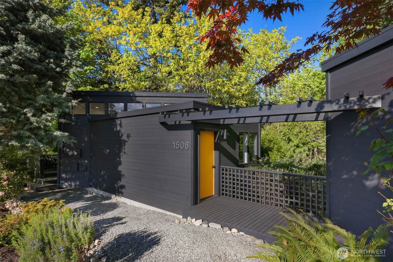 1506 Horizon Drive - Photo 1