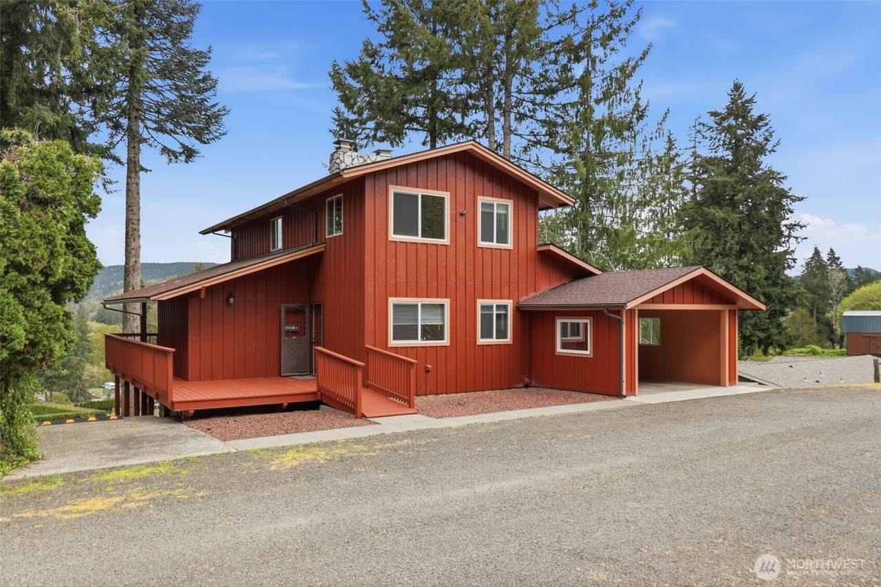 132 Lake Terrace Drive - Photo 1
