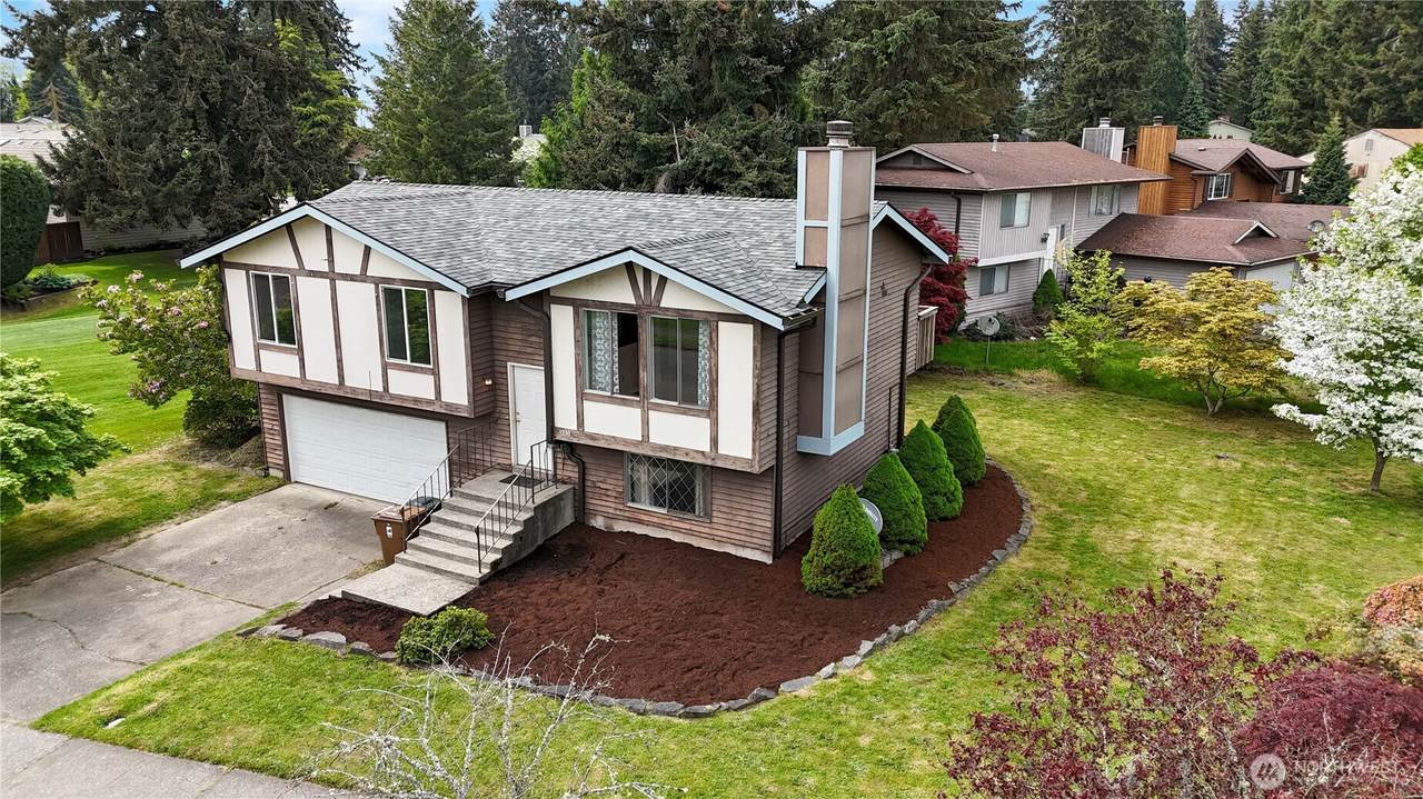 1230 Newton Street - Photo 1