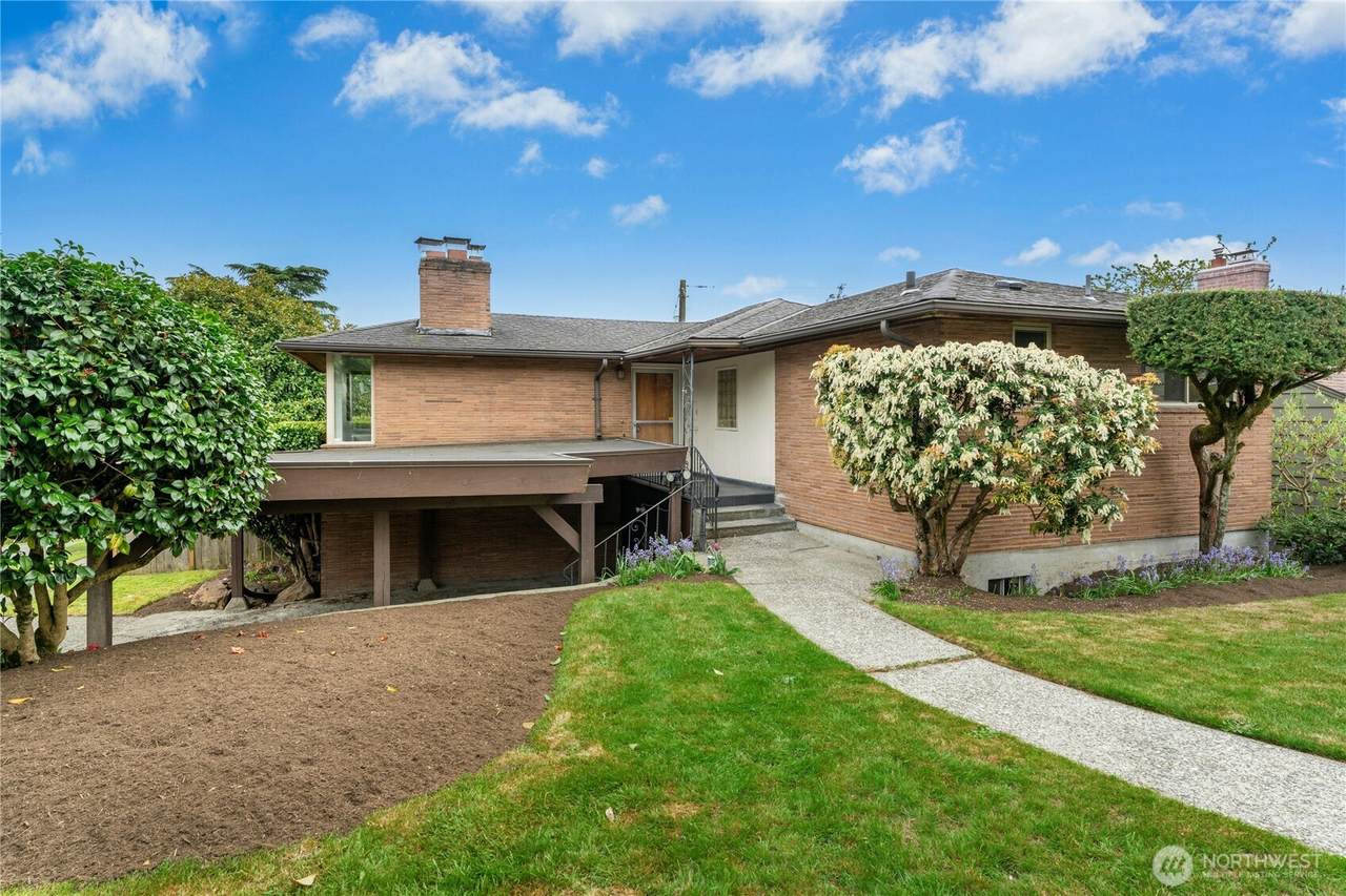 5803 Oberlin Avenue - Photo 1