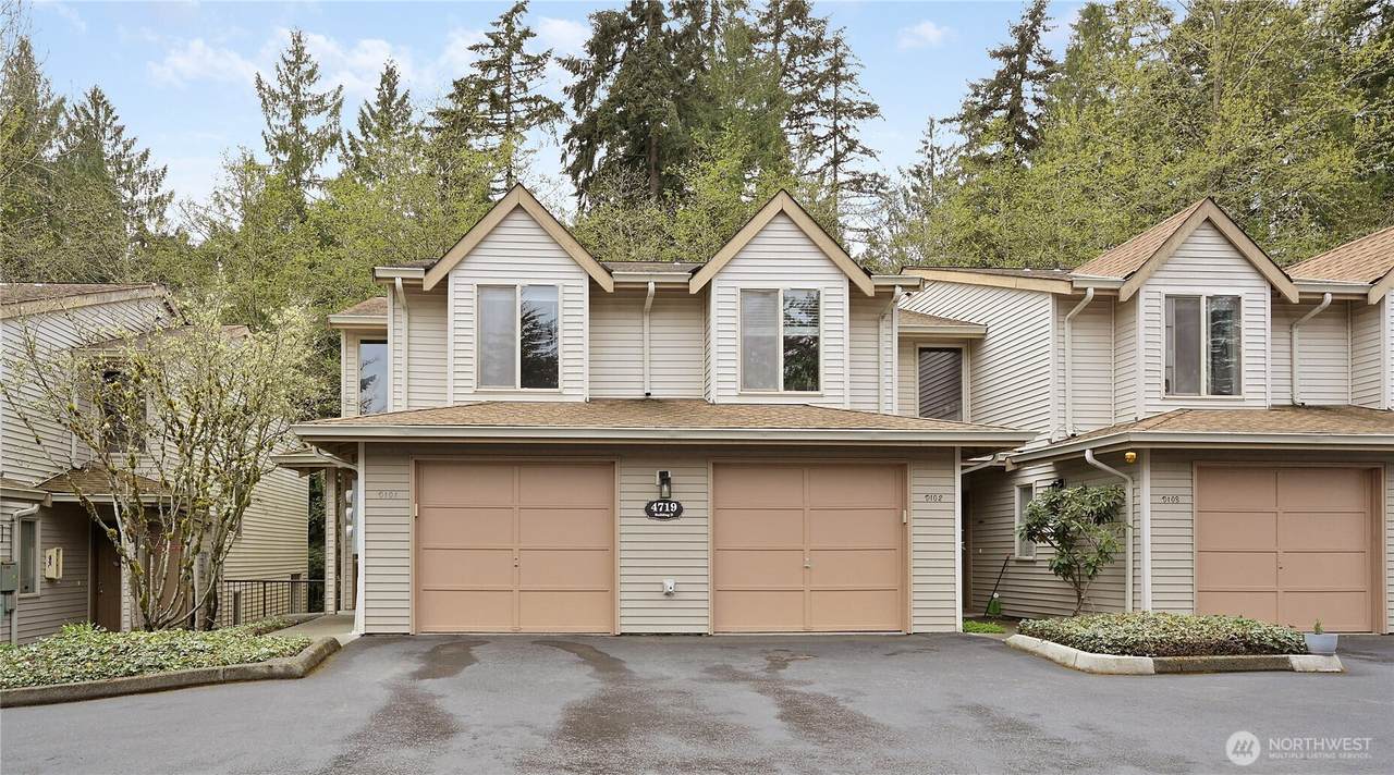 4719 Walgren Drive - Photo 1