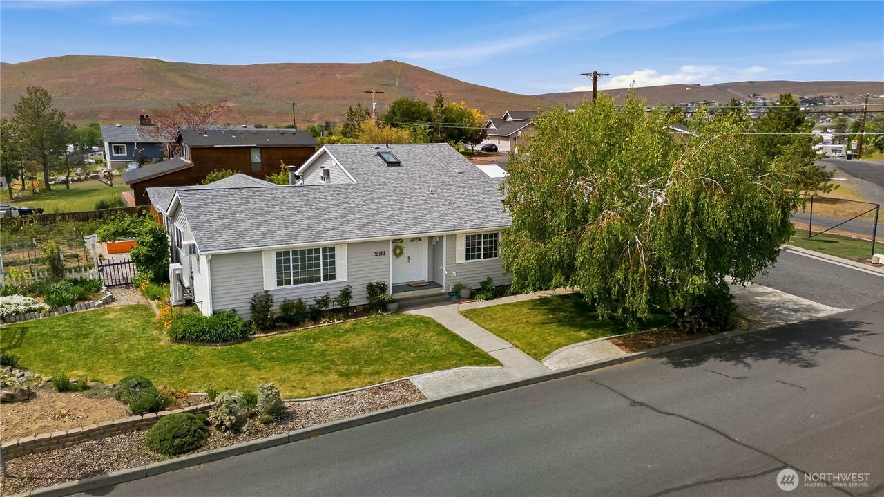 291 C Street - Photo 1