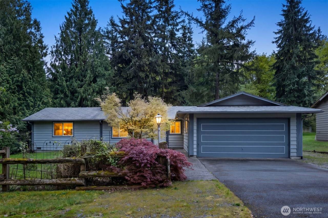 20621 159th Street - Photo 1