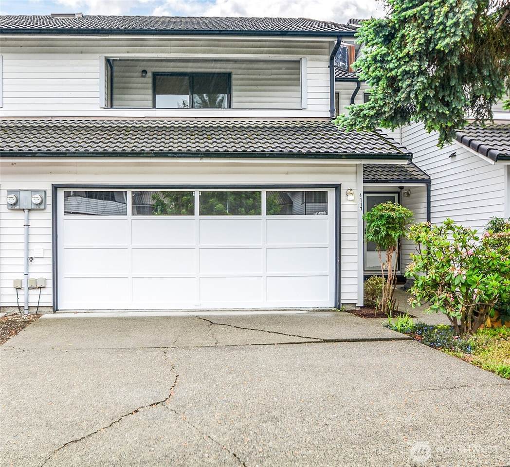 4201 5th Street - Photo 1