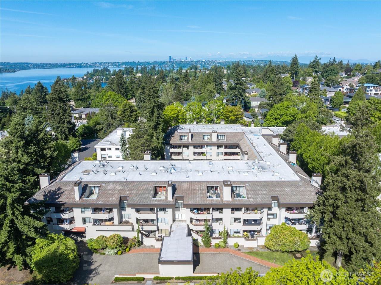 401 100th Avenue - Photo 1
