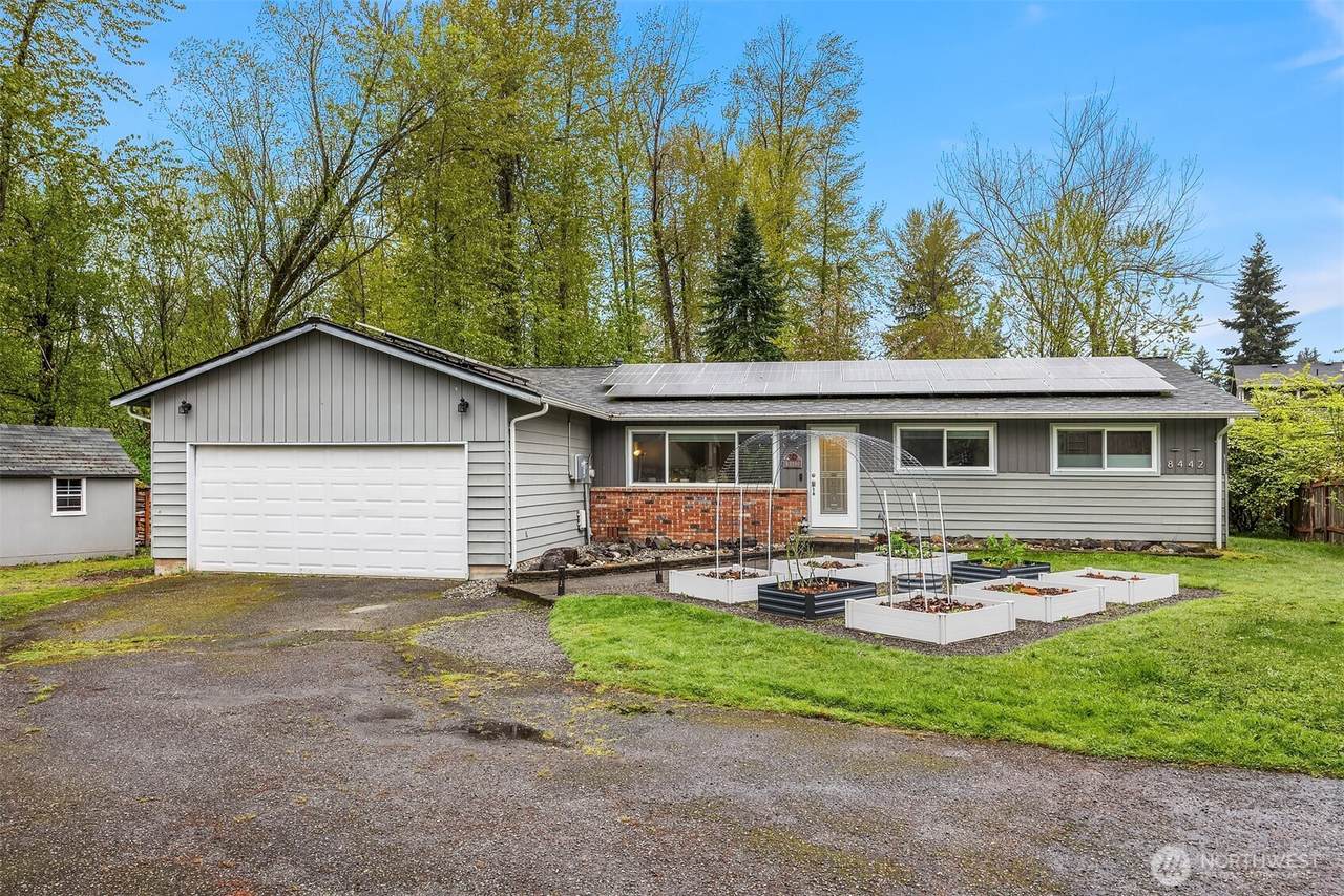 8442 141st Street - Photo 1