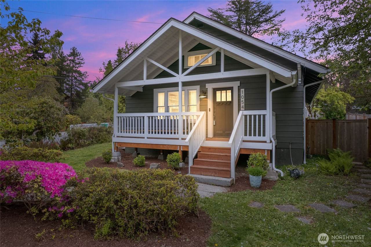 1054 Central Street - Photo 1